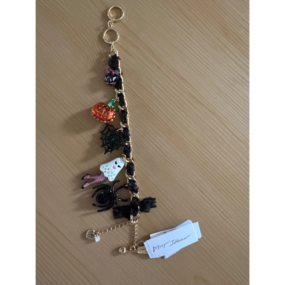 Betsey Johnson Halloween Charm Bracelet Ghost Spider Pumpkin Lace Gold Tone NWT